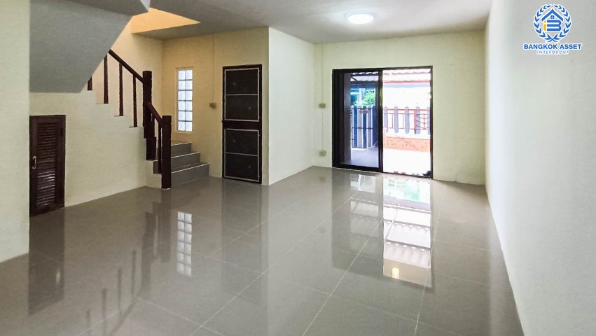 *****ทาวน์เฮ้าส์มือสองนนทบุรี ม.พฤกษา14B กาญจนาภิเษก เนื้อที่ 18 ตร.ว. ฟังก์ชัน 3 ห้องนอน 2 ห้องน้ำ 1 ที่จอดรถ บ้านสวย พร้อมอยู่ บนทำเลแห่งการเดินทาง ใกล้รถไฟฟ้าสายสีม่วง "สถานีคลองบางไผ่" และทางด่วน "ศรีรัช" ห้ามพลาด!